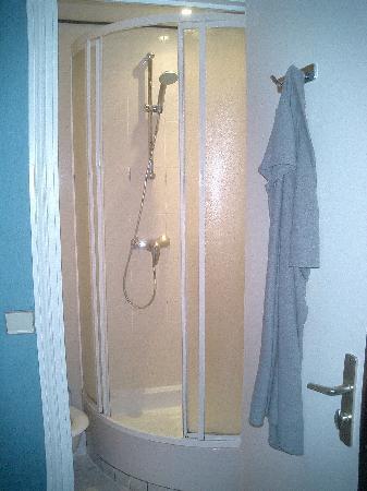 Home decorating,Bathrooms,Kitchens,Property,Real Estate
